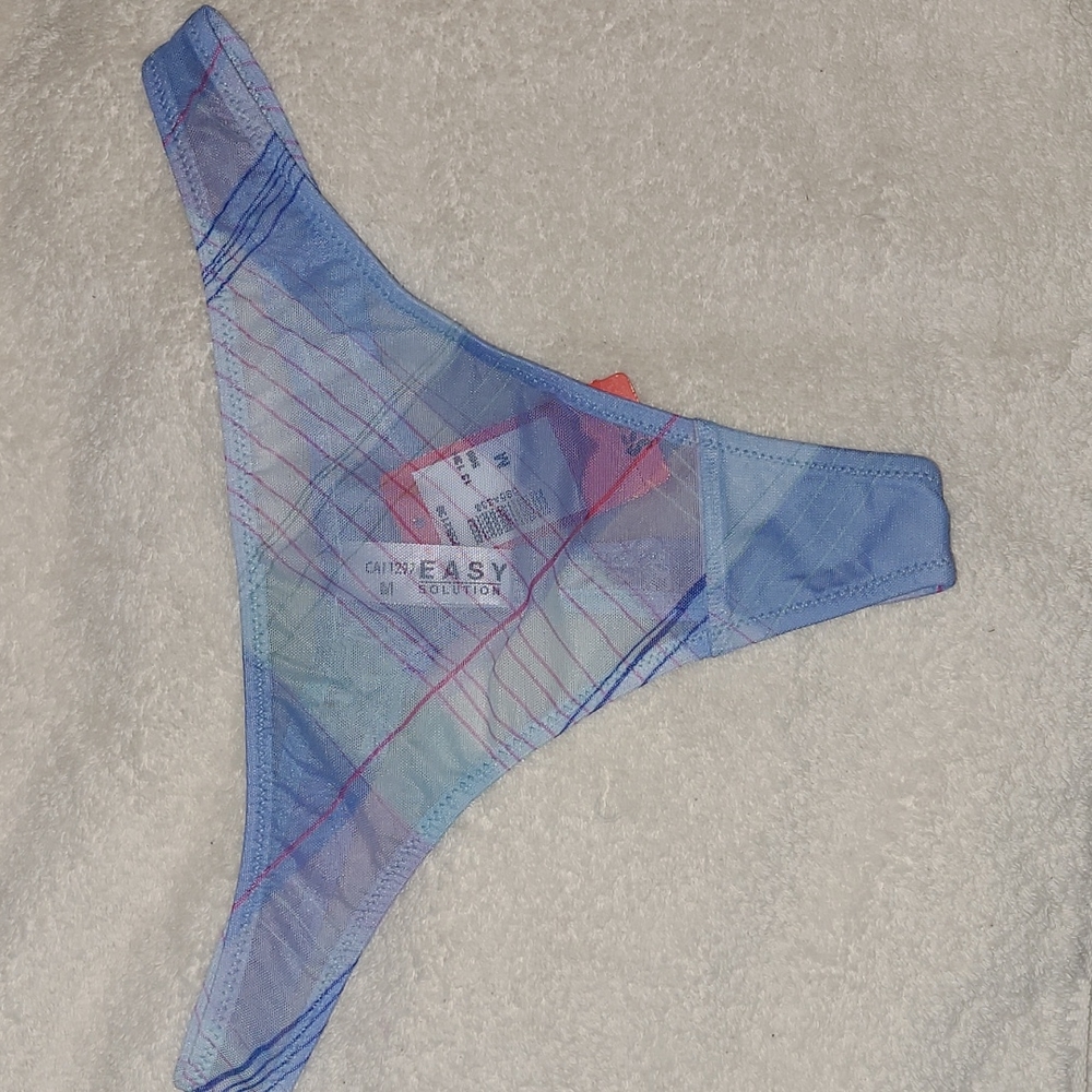 NWT thong panties Medium